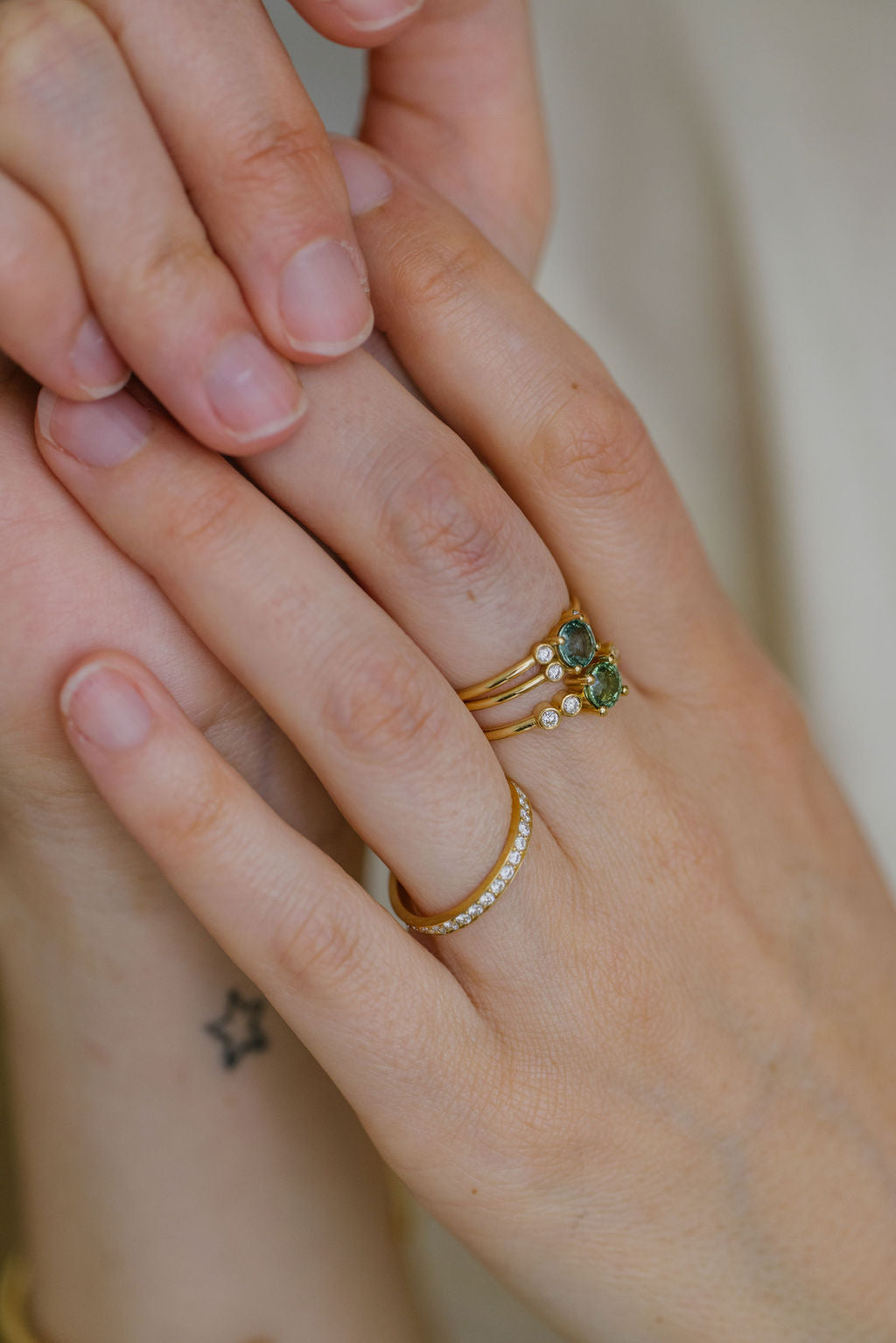 Violette wedding band