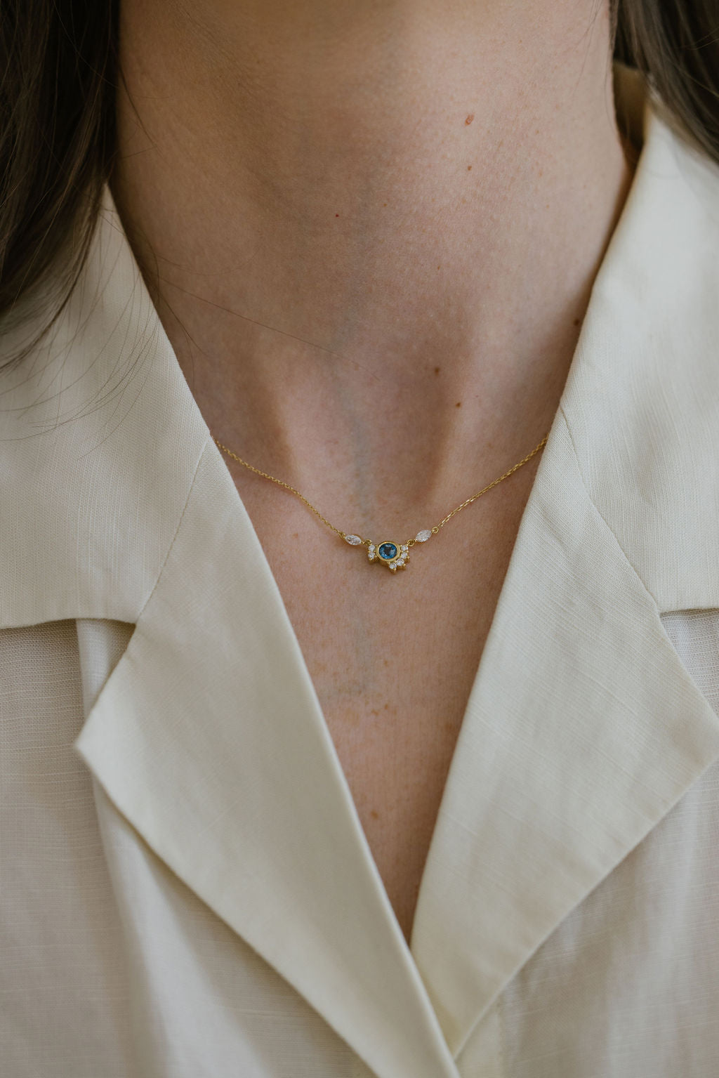Collier Radiant bleu marquises