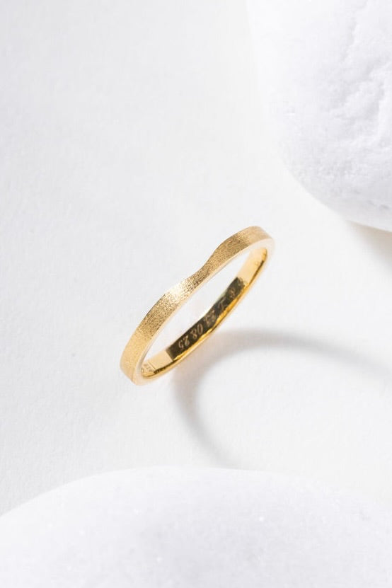Pivoine wedding band