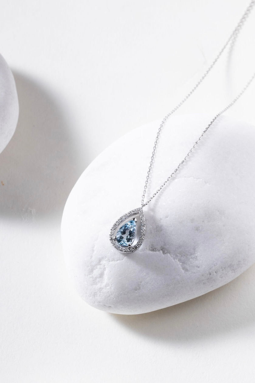 Fluidity Aqua-marina necklace