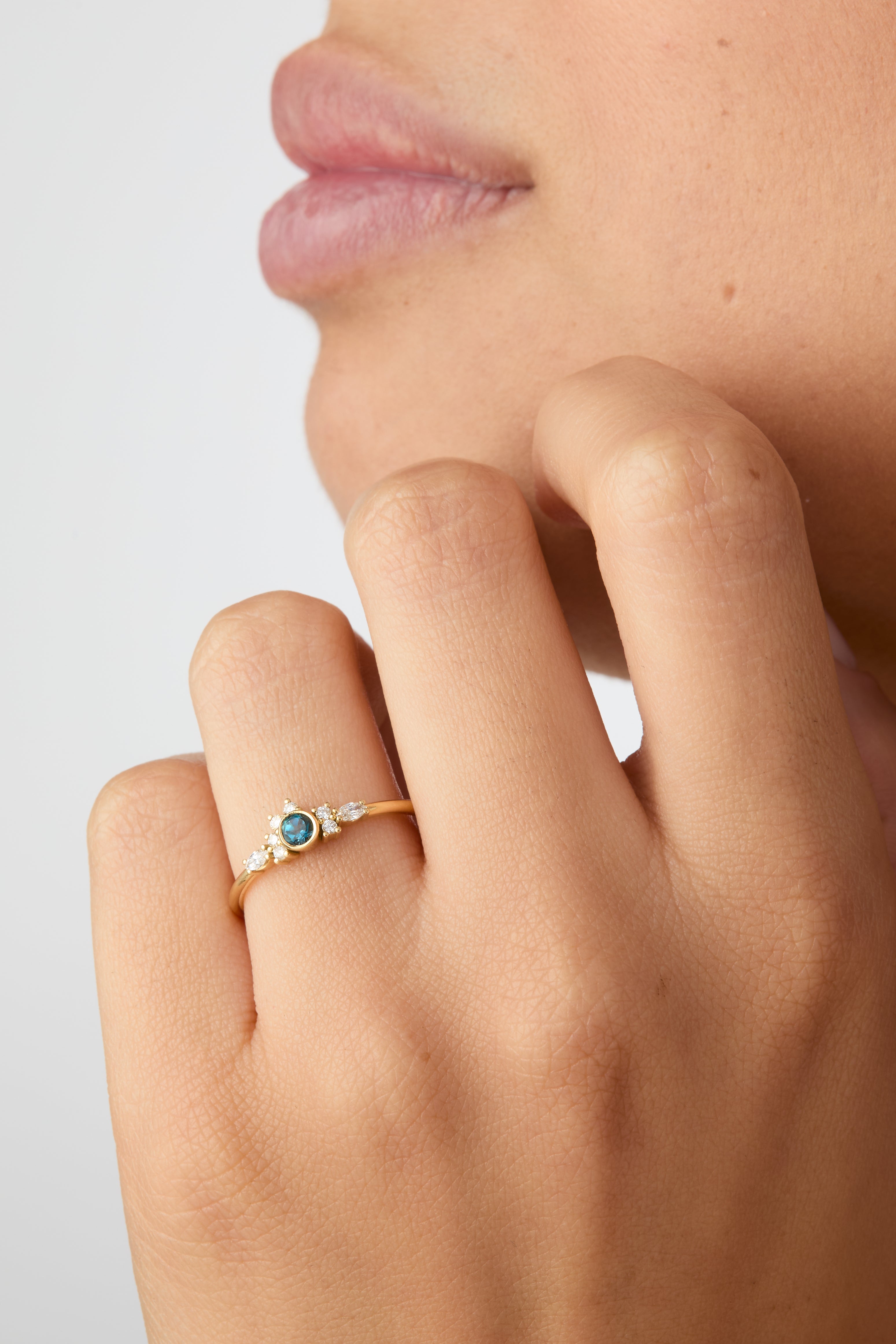Luminous Blue Ring S