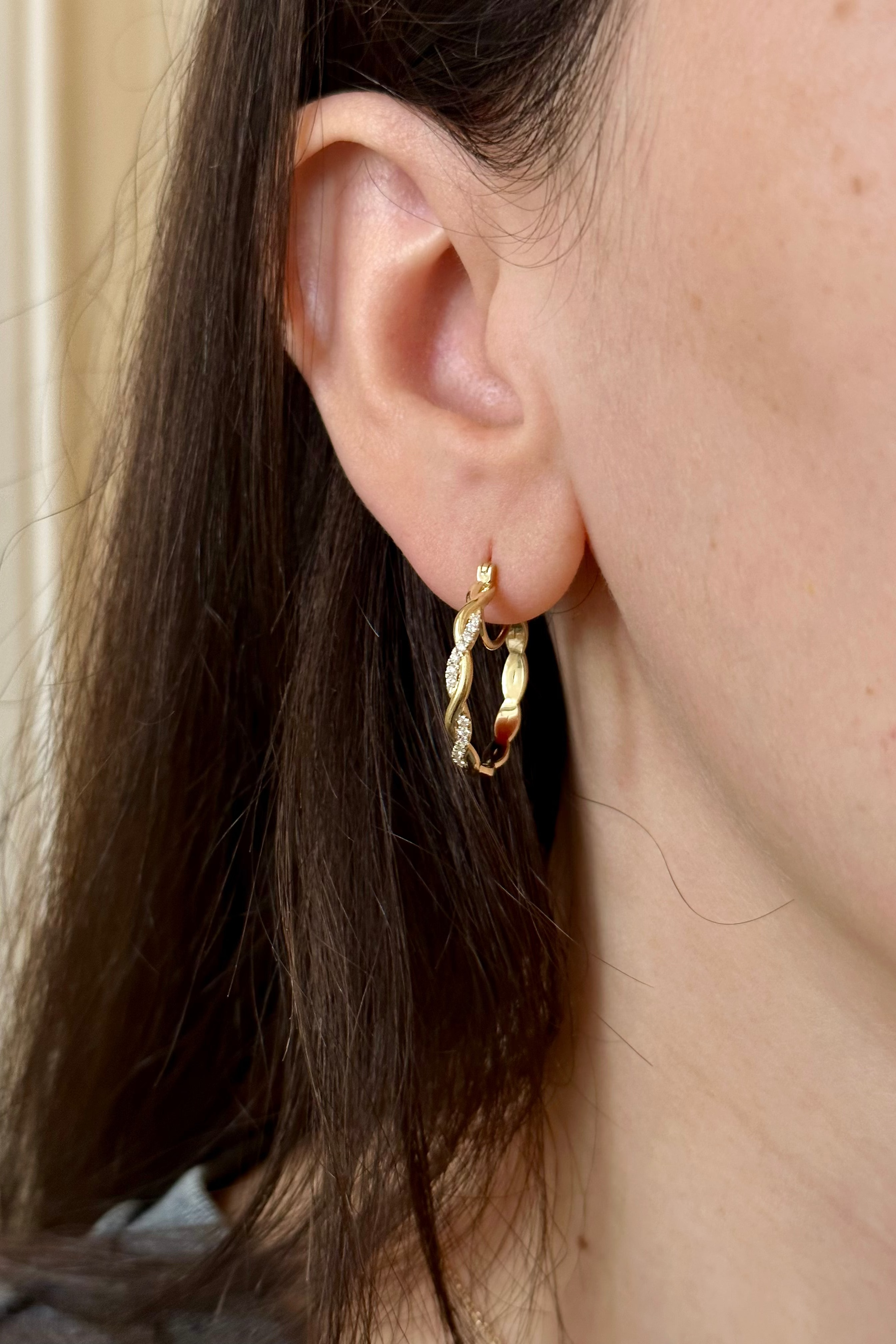 Synchronicity hoops earrings blue sapphires