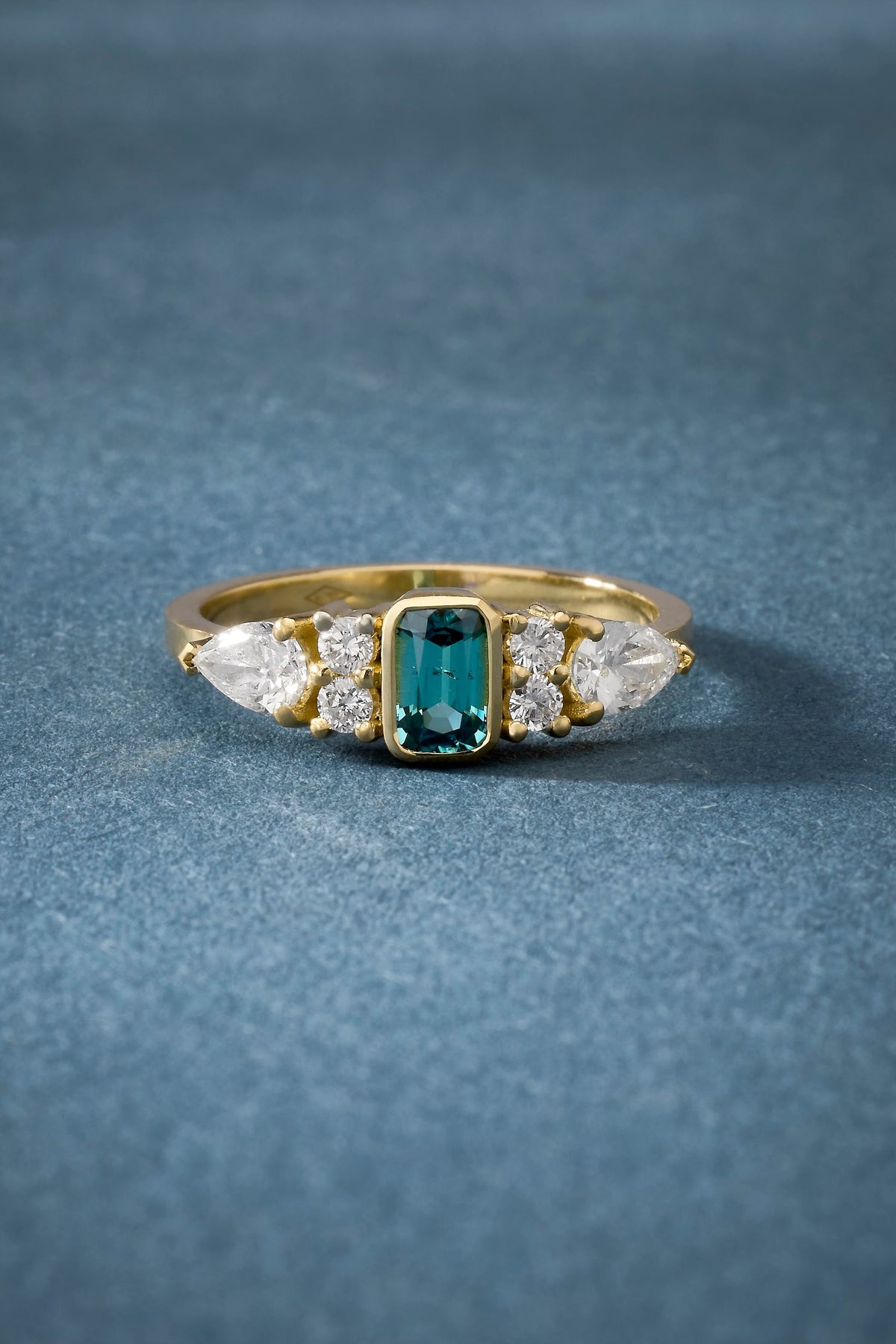 Lagoon ring