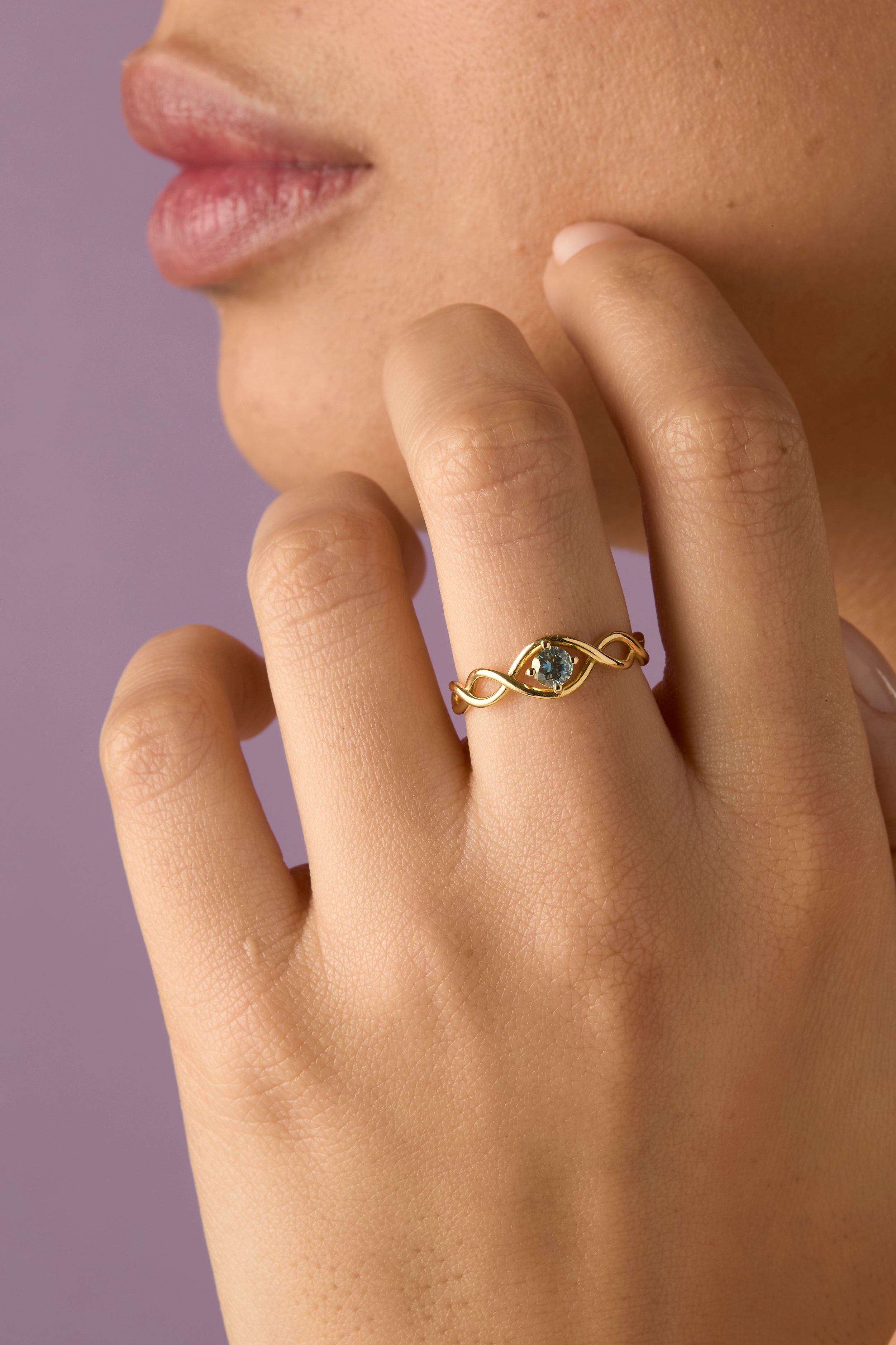 Torsade ring