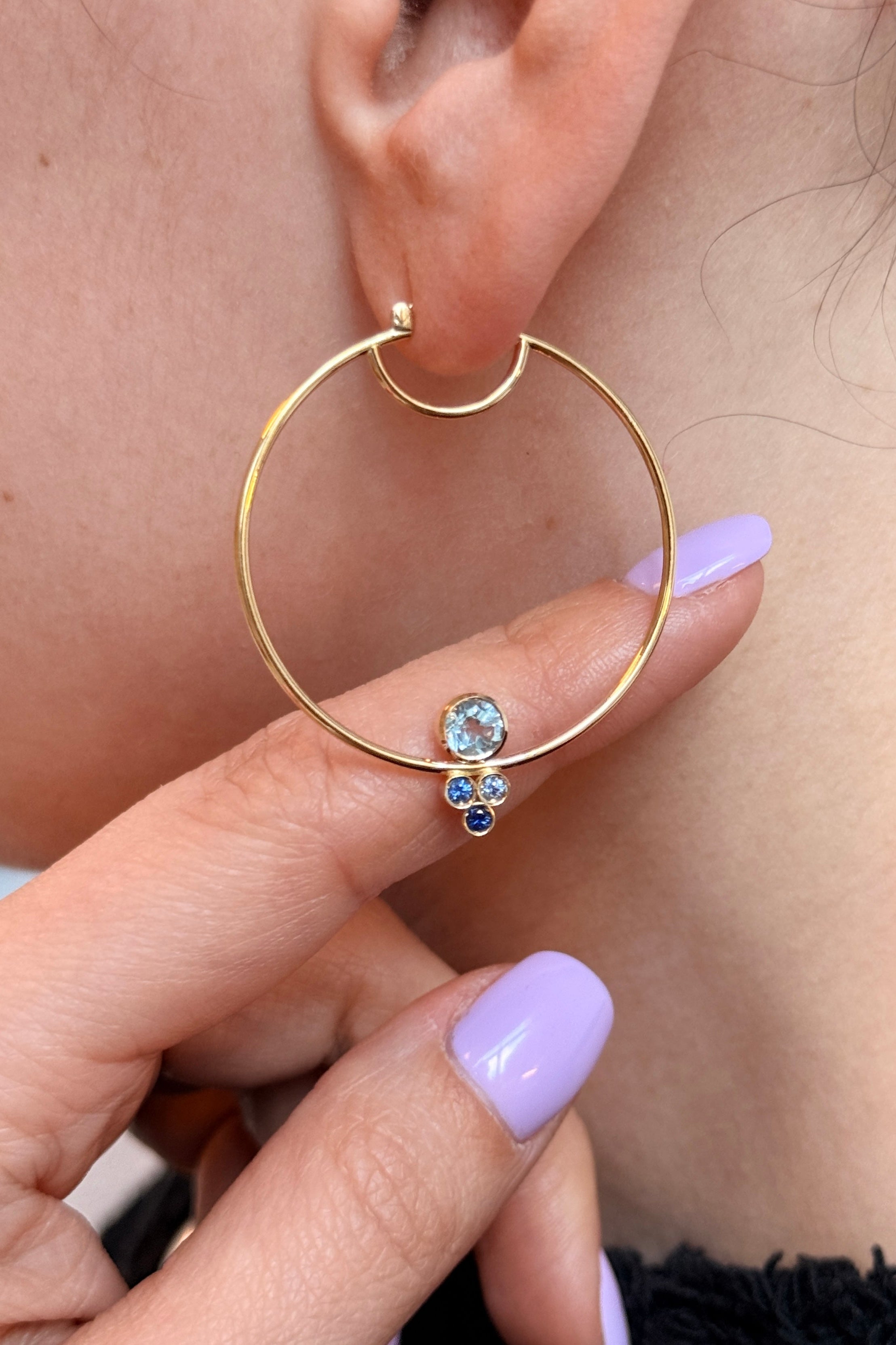 Synchronicity hoops earrings topaz & sapphires