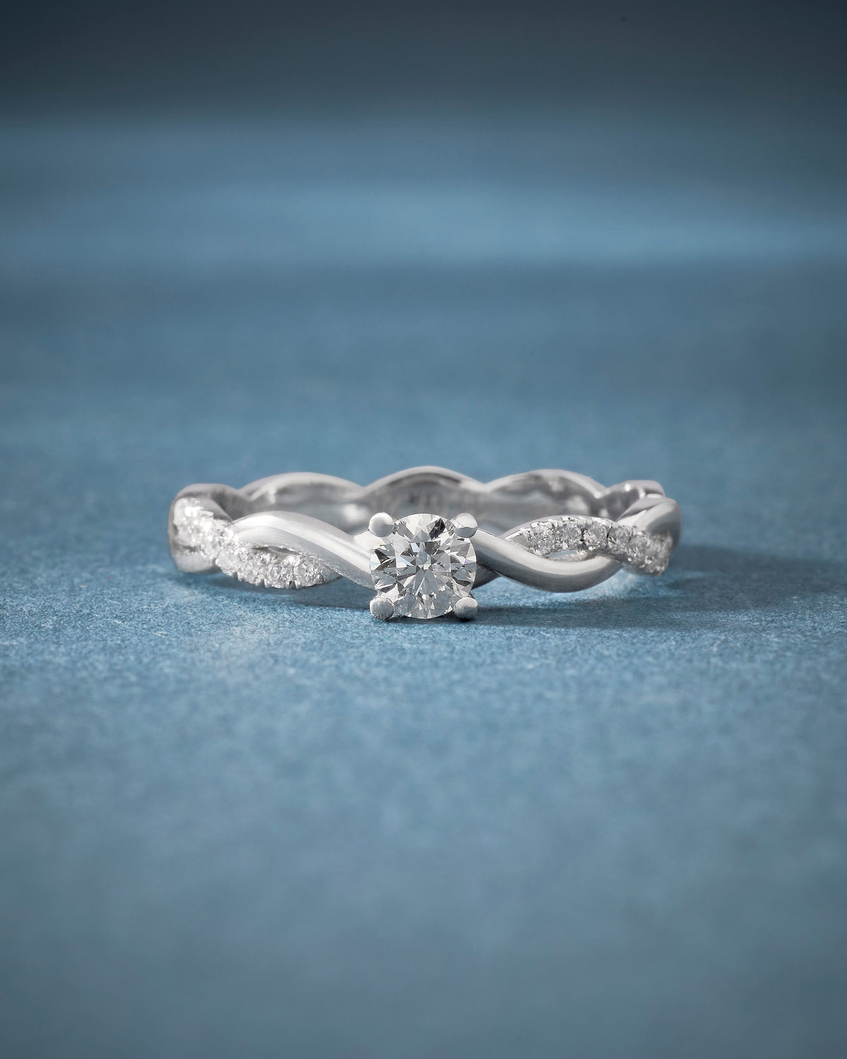 Bague Clématite Solitaire